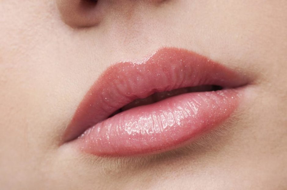 This image has an empty alt attribute; its file name is lips-baby-soft-940x624.jpg
